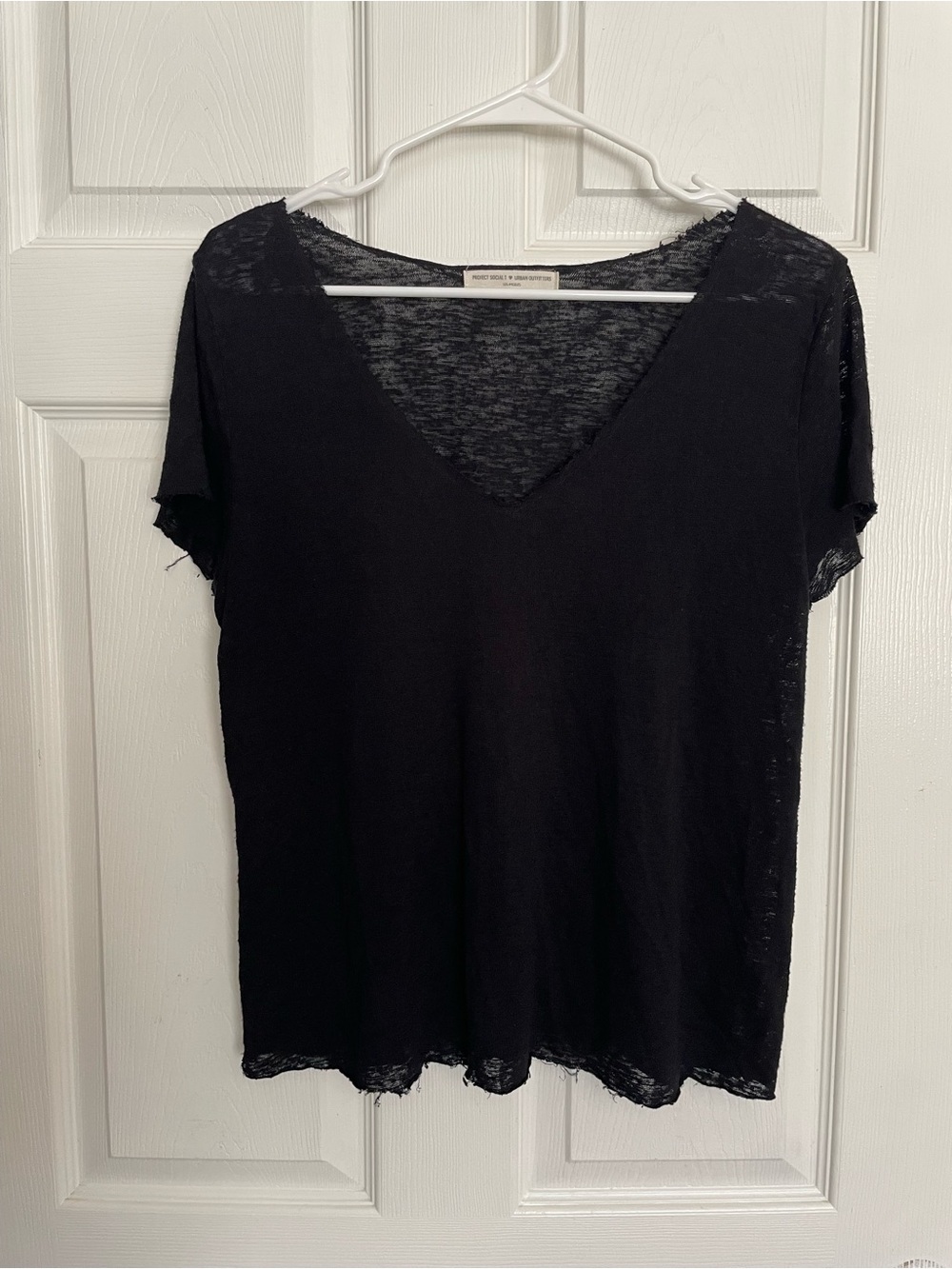 Project Social T Urban Outfitters LA Women’s size S Black V-Neck Lightweight Tee